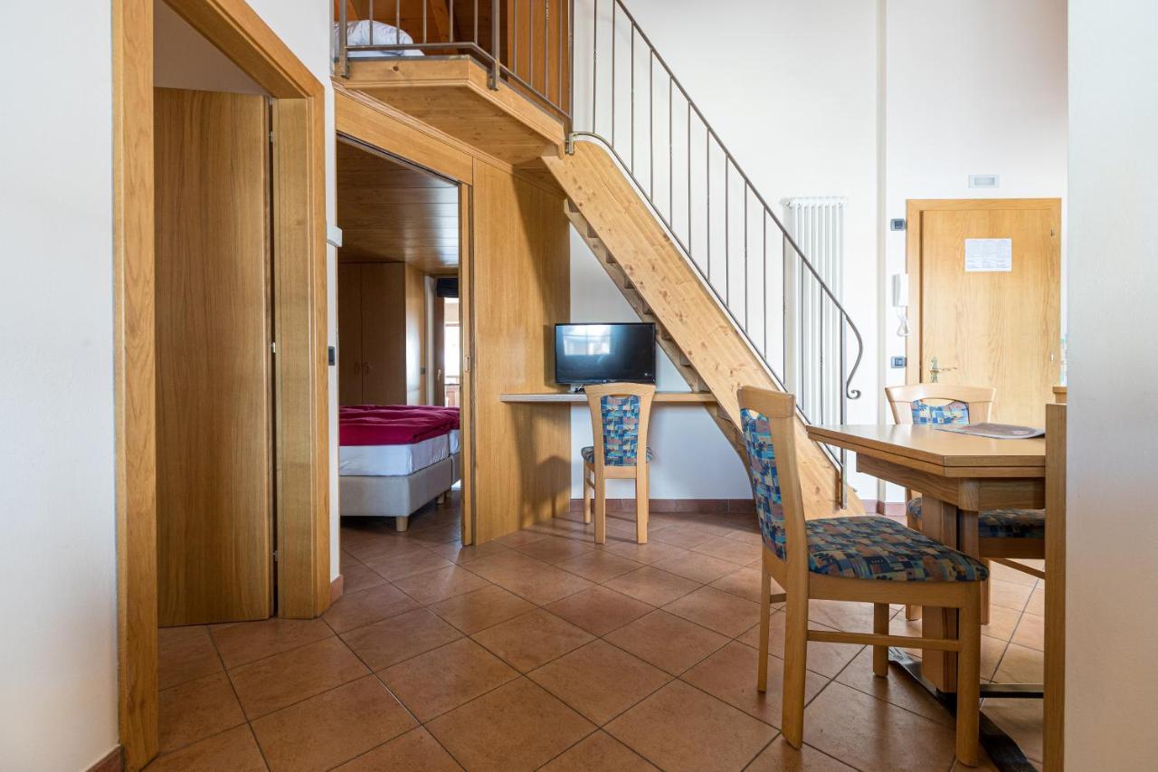 Miky House - Appartamenti Abar Livigno Ngoại thất bức ảnh