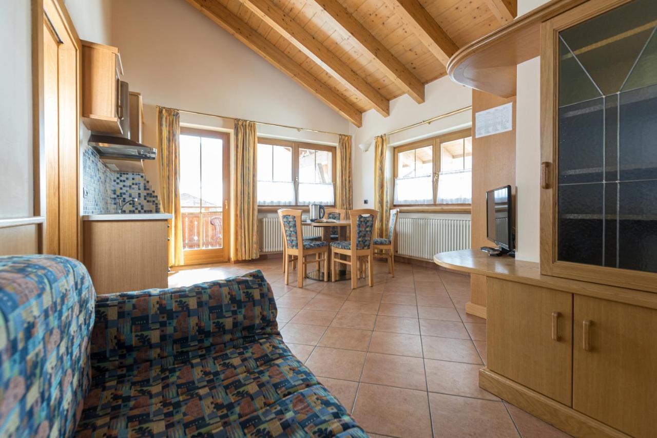 Miky House - Appartamenti Abar Livigno Ngoại thất bức ảnh